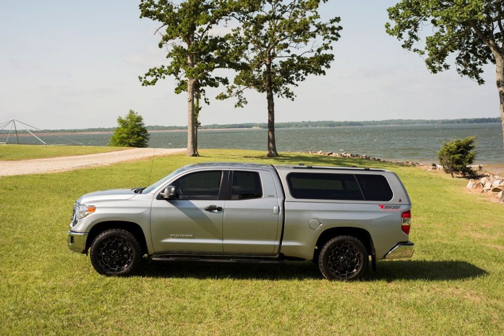 100xl-toyotatundra-2014-image-a-middel