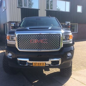 2017 GMC Sierra 2500HD Denali